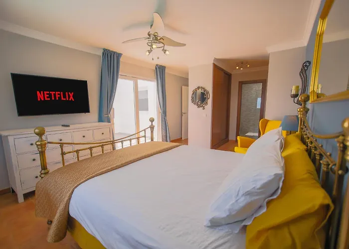 Casa With A Private 25 Meter Heated Pool Σπίτι διακοπών Conil