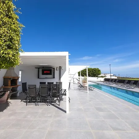 Casa de Férias Casa Private 25m Heated Pool With Hydraulic Mobility Lift Conil